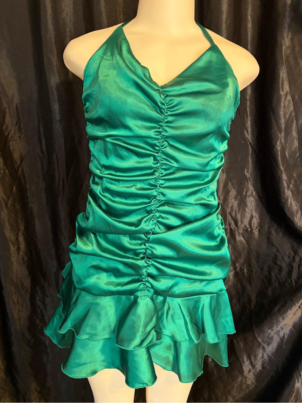 Jessica McClintock Shimmering Green Ruched Halter Mini Dress